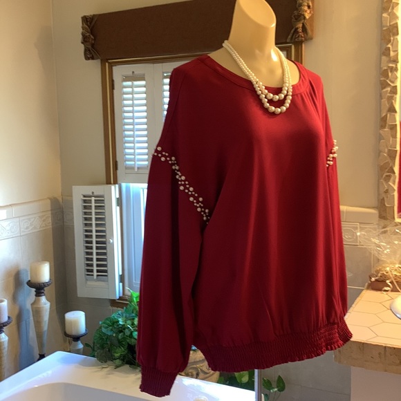 Beaded Blouse - Picture 2 of 8